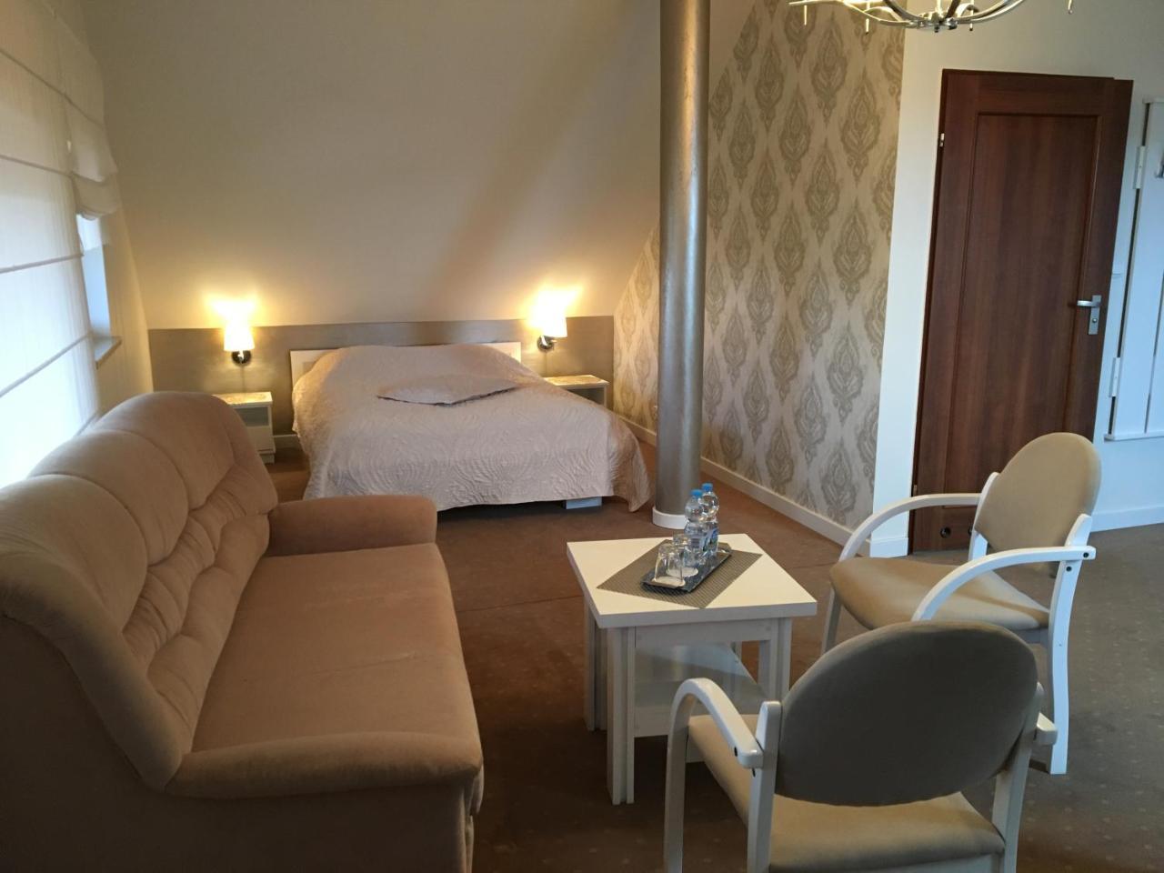 Hotel Magnolia Sitkowka-Nowiny 外观 照片